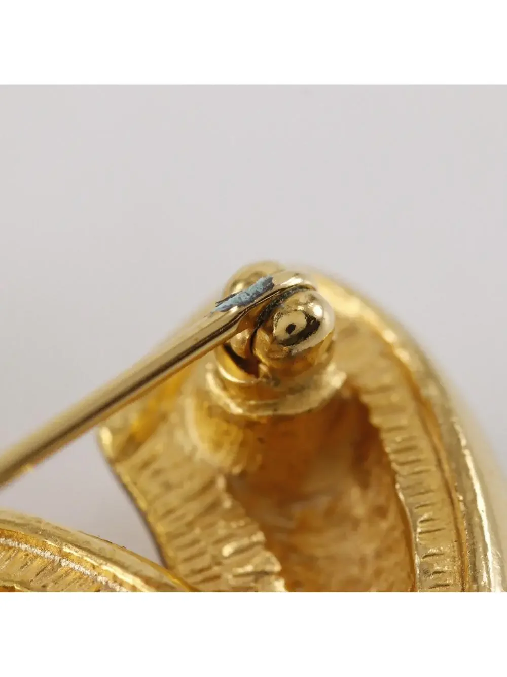 Chanel Cc Logo Brooch Metal #209859C94B